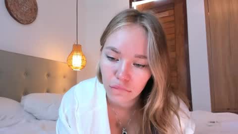 Snapshot of gentle_killers chatting on May 22, 2026, 5:03 am Mary Blonde and Kira brunette online show from May 22, 2026, 5:03 am