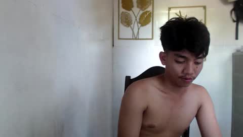 Snapshot of gentlemanlustx chatting on October 14, 2025, 3:51 am Rayl online show from October 14, 2025, 3:51 am