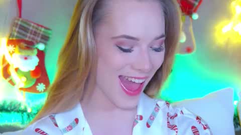 GentleRossi online show from November 26, 2025, 5:03 pm