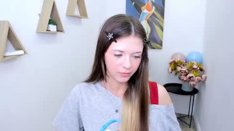 Snapshot of gentltease chatting on June 23, 2026, 7:56 pm Alice online show from June 23, 2026, 7:56 pm