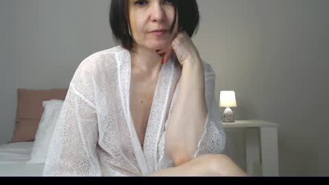 Snapshot of gentlywomen chatting on January 15, 2025, 1:31 pm Elena online show from January 15, 2025, 1:31 pm