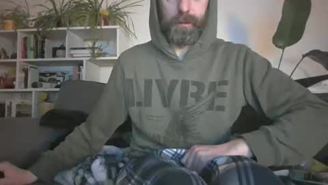 Snapshot of geon2xx chatting on November 16, 2025, 7:30 pm Geon online show from November 16, 2025, 7:30 pm