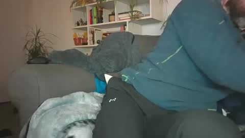 Snapshot of geon2xx chatting on December 1, 2025, 4:12 pm Geon online show from December 1, 2025, 4:12 pm