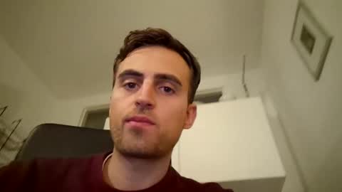 Snapshot of georg0300 chatting on October 23, 2025, 7:12 pm georg0300 online show from October 23, 2025, 7:12 pm