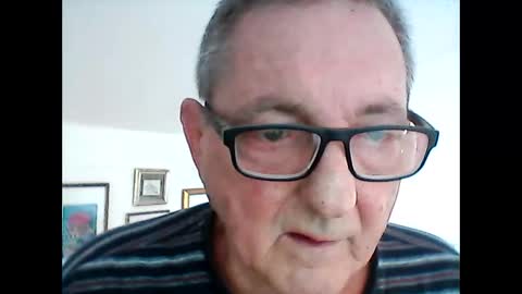 Snapshot of georg1412 chatting on February 25, 2026, 2:05 pm georg1412 online show from February 25, 2026, 2:05 pm