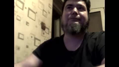 Snapshot of george84xxx chatting on December 22, 2025, 3:42 pm GeOOXXX online show from December 22, 2025, 3:42 pm