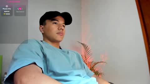 Snapshot of george_cams1 chatting on January 11, 2026, 4:56 pm Jorge online show from January 11, 2026, 4:56 pm