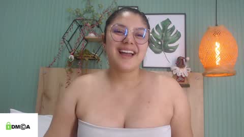 Snapshot of george_jonnes69 chatting on December 28, 2024, 1:17 pm Geo J online show from December 28, 2024, 1:17 pm
