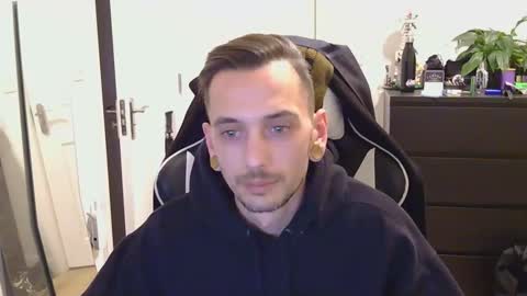 Snapshot of georgek0011 chatting on November 11, 2025, 11:49 pm georgek0011 online show from November 11, 2025, 11:49 pm