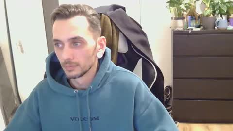 Snapshot of georgek0011 chatting on December 16, 2025, 11:21 pm georgek0011 online show from December 16, 2025, 11:21 pm