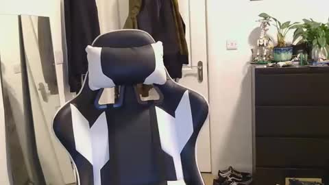 Snapshot of georgek0011 chatting on January 16, 2026, 2:59 am georgek0011 online show from January 16, 2026, 2:59 am