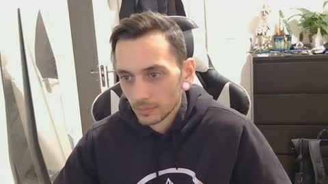 Snapshot of georgek0011 chatting on February 27, 2026, 2:44 am georgek0011 online show from February 27, 2026, 2:44 am