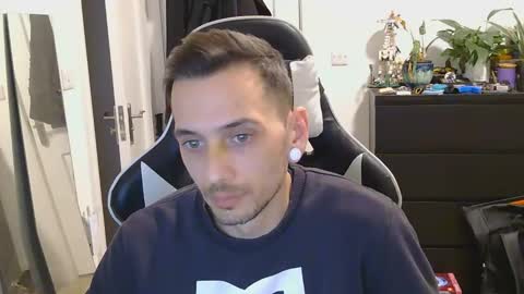 Snapshot of georgek0011 chatting on March 16, 2026, 12:27 am georgek0011 online show from March 16, 2026, 12:27 am