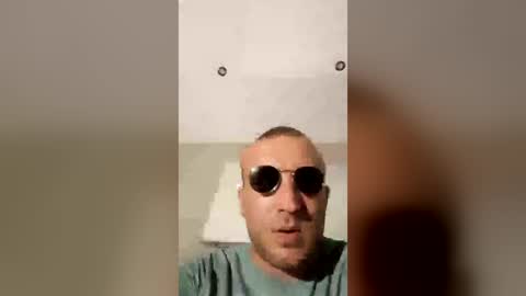 georgemac2405 online show from June 26, 2026, 1:32 am