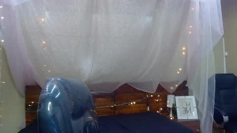 GEORGE online show from February 3, 2025, 1:30 am