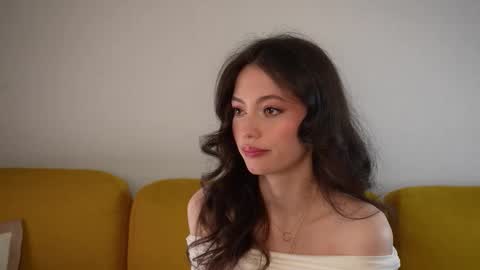 Snapshot of georgiamorandi chatting on December 5, 2025, 11:08 am georgiamorandi online show from December 5, 2025, 11:08 am