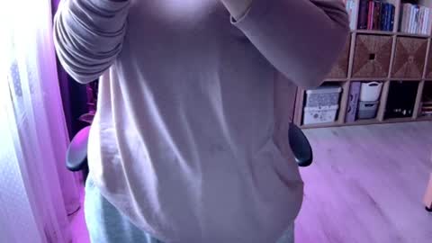 Melissa online show from January 11, 2026, 12:54 pm