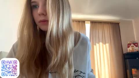 Snapshot of georgietiogangco chatting on September 11, 2025, 8:25 am Chloe online show from September 11, 2025, 8:25 am