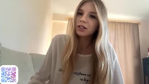 Snapshot of georgietiogangco chatting on September 25, 2025, 9:46 am Chloe online show from September 25, 2025, 9:46 am
