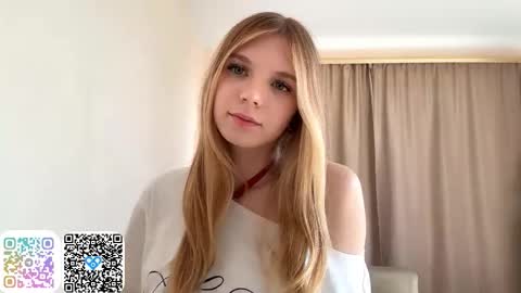 Snapshot of georgietiogangco chatting on September 28, 2025, 11:15 am Chloe online show from September 28, 2025, 11:15 am