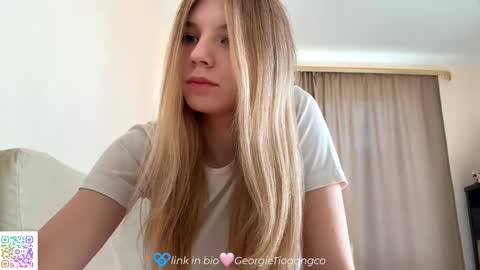 Snapshot of georgietiogangco chatting on October 8, 2025, 11:30 am Chloe online show from October 8, 2025, 11:30 am