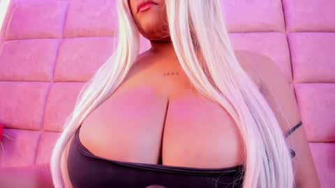 georgina_candy online show from May 27, 2026, 7:55 pm
