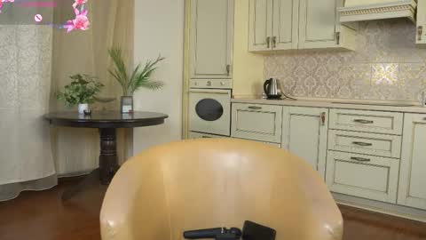 My name is Kelly online show from November 26, 2025, 3:29 am