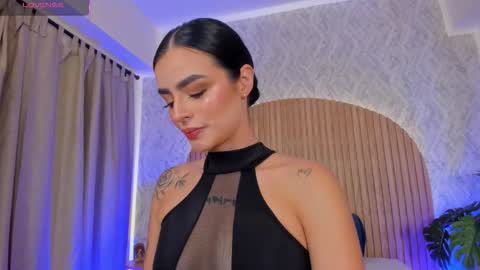 Kendal  online show from October 23, 2025, 1:43 pm