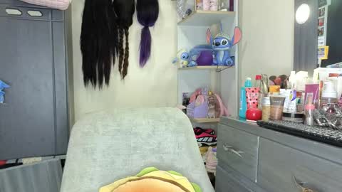 Snapshot of georgiss_ chatting on March 9, 2026, 5:06 pm georgiss_ online show from March 9, 2026, 5:06 pm