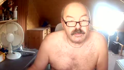 Snapshot of germany_50 chatting on July 15, 2026, 4:51 am germany_50 online show from July 15, 2026, 4:51 am