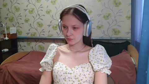 Snapshot of gertrudhore chatting on May 31, 2026, 10:55 am Anna online show from May 31, 2026, 10:55 am