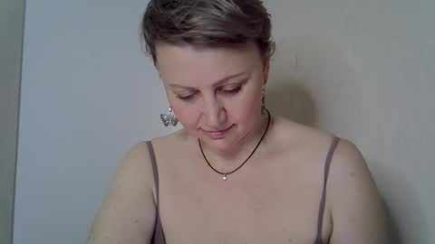 Snapshot of gessy_angel chatting on February 21, 2026, 8:21 pm gessy_angel online show from February 21, 2026, 8:21 pm