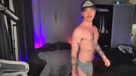 getoffwithtrent online show from September 30, 2025, 7:46 am