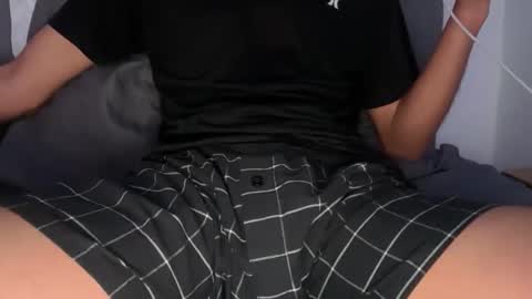 Snapshot of gh0st_boy_ chatting on October 6, 2025, 12:19 am gh0st_boy_ online show from October 6, 2025, 12:19 am