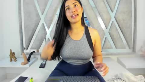 Danna Astrom online show from February 18, 2025, 11:52 pm