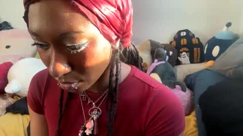 ghastgirlt_t online show from November 25, 2025, 9:37 pm