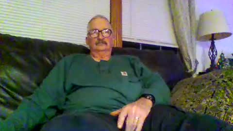 Snapshot of ghost2534 chatting on December 25, 2024, 4:33 am ghost2534 online show from December 25, 2024, 4:33 am