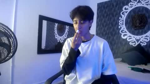 Snapshot of ghost__girl_ chatting on November 2, 2025, 1:30 am Your Girl online show from November 2, 2025, 1:30 am