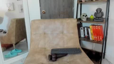 Snapshot of gia_fantasy_ chatting on October 20, 2025, 7:36 pm GIA online show from October 20, 2025, 7:36 pm