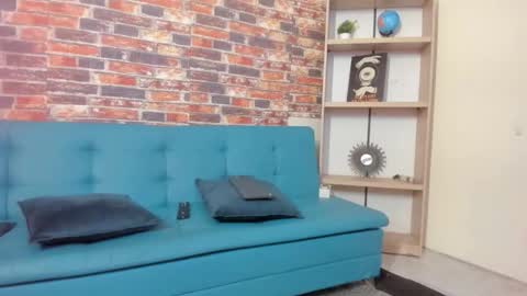 Snapshot of gia_fantasy_ chatting on November 5, 2025, 10:43 pm GIA online show from November 5, 2025, 10:43 pm