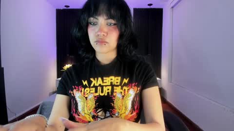 Snapshot of gia_foxy chatting on December 27, 2024, 4:36 am Gia online show from December 27, 2024, 4:36 am