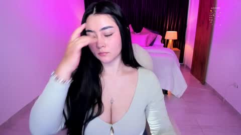 Snapshot of gia_lowry chatting on January 15, 2025, 2:46 pm Gia lowry online show from January 15, 2025, 2:46 pm