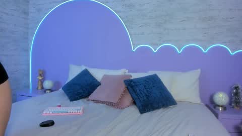 Snapshot of giaa_ross chatting on January 7, 2026, 7:38 pm Gia online show from January 7, 2026, 7:38 pm