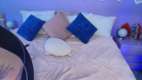 Snapshot of giaa_ross chatting on February 25, 2026, 7:56 pm Gia online show from February 25, 2026, 7:56 pm