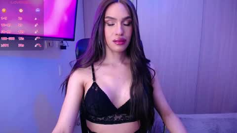 Gia Mint  online show from May 24, 2026, 2:16 am