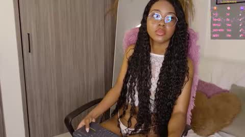 Snapshot of gianellaarittza chatting on September 15, 2025, 6:08 pm Gia  online show from September 15, 2025, 6:08 pm