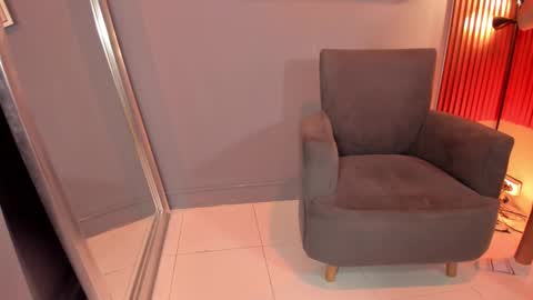 Snapshot of gianna_brown_ chatting on October 6, 2025, 12:02 pm gianna_brown_ online show from October 6, 2025, 12:02 pm