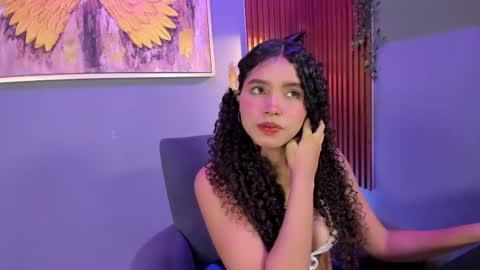 Snapshot of gianna_brown_ chatting on October 10, 2025, 12:15 pm gianna_brown_ online show from October 10, 2025, 12:15 pm