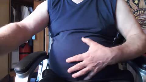 Gianni9000000 online show from May 28, 2026, 11:51 am