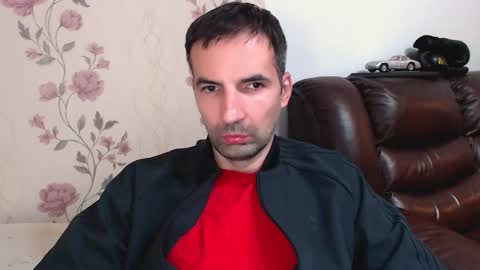 Gianni online show from November 3, 2025, 4:30 pm